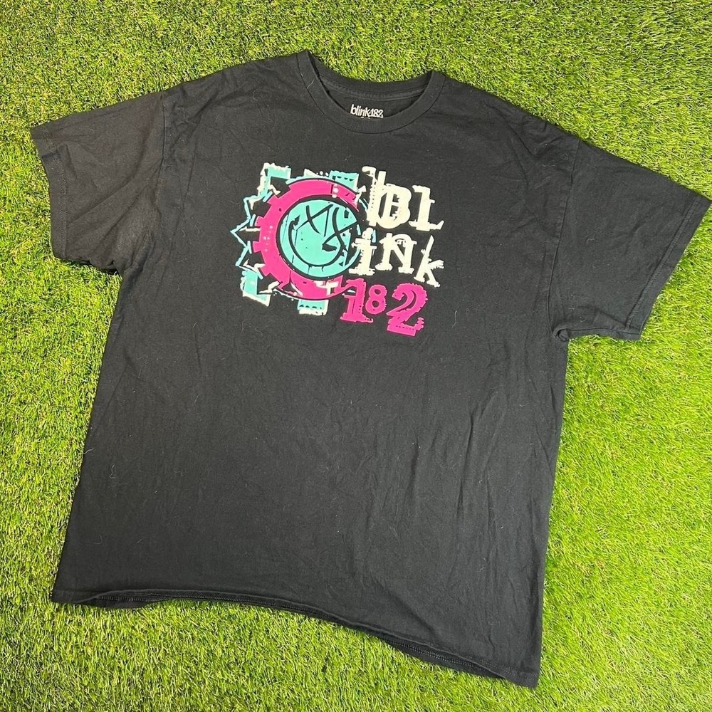 Blink 182 Logo Graphic Band T Shirt Black Pop Punk Rock Music Tee XL Adult